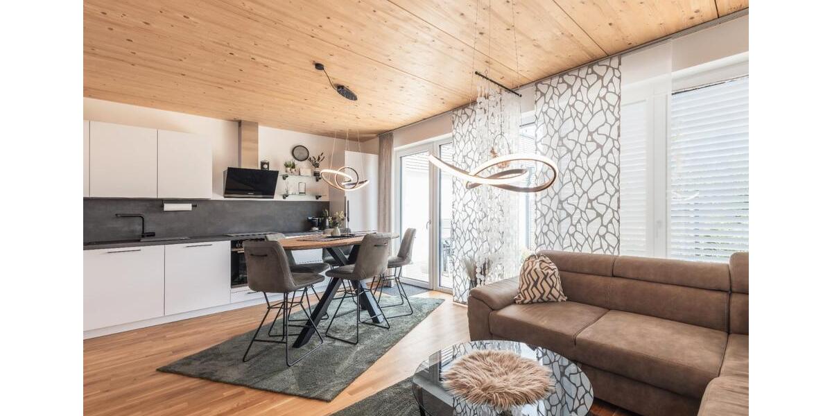 Erdgeschoßwohnung Oberviechtach - 3 Zimmer, 86 m&sup2;, 800&euro; | Angebot:26251523