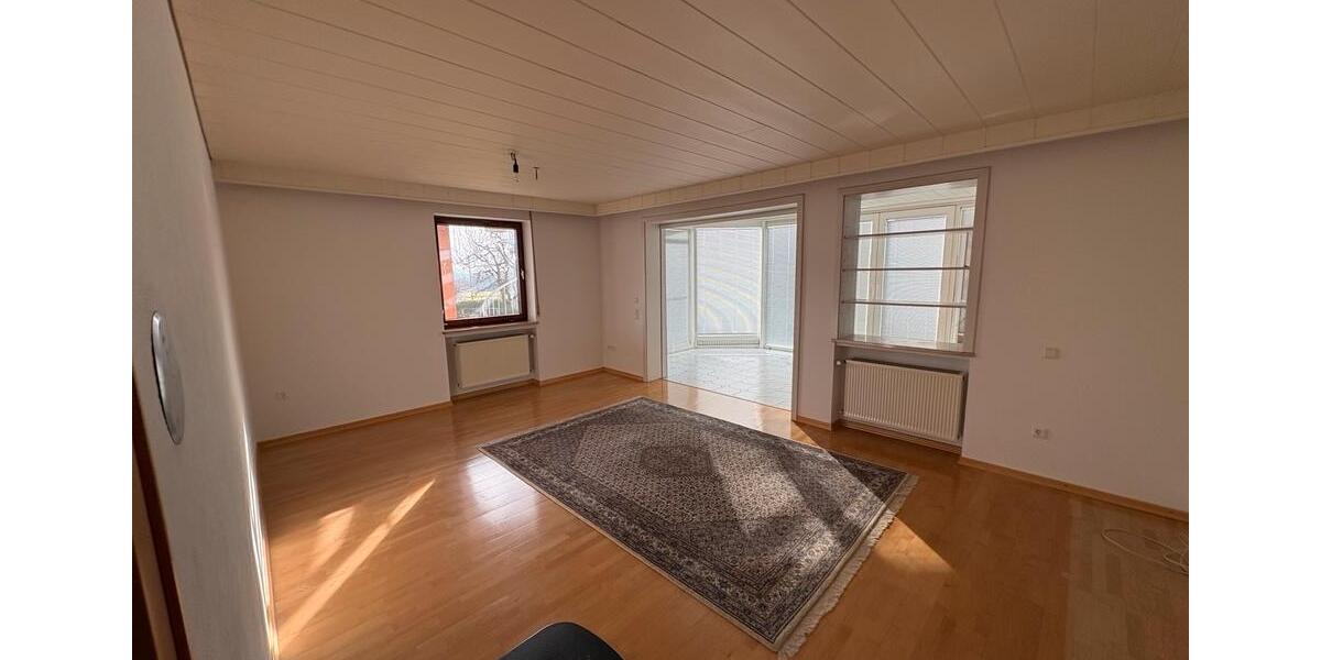 Erdgeschoßwohnung Wittislingen - 4 Zimmer, 130 m&sup2;, 1.000&euro; | Angebot:24313693