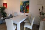 Exkl. neuwertige 3 Zimmer-Wohnung mit Balkon, zwischen Rosenheim & WB (mit 2 x Tiefgarage & Top-Einbauküche)