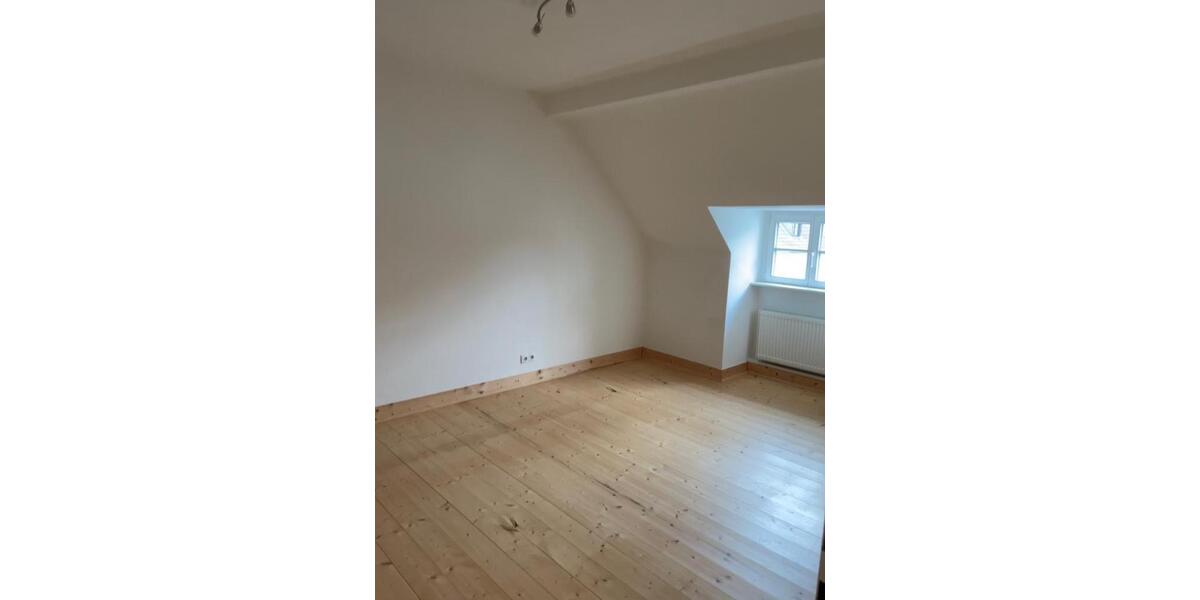 Wohnen auf Zeit Bonn Poppelsdorf - 5 Zimmer, 83 m&sup2;, 1.400&euro; | Angebot:25617141