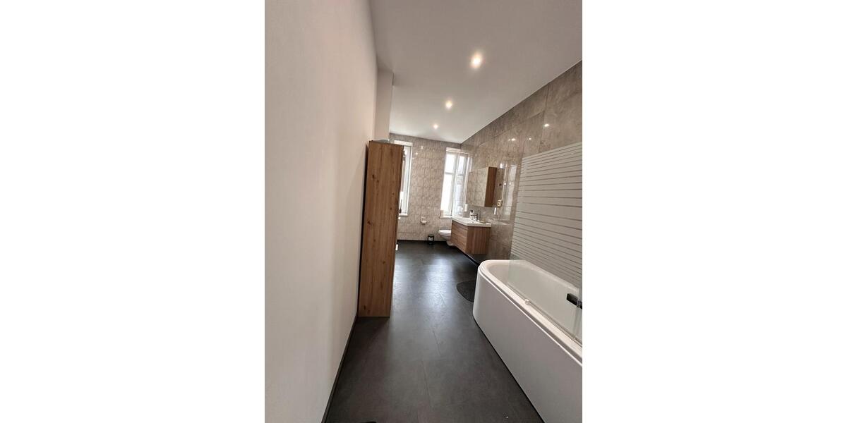Erdgeschoßwohnung Friedrichroda - 4 Zimmer, 136 m&sup2;, 1.000&euro; | Angebot:26483247
