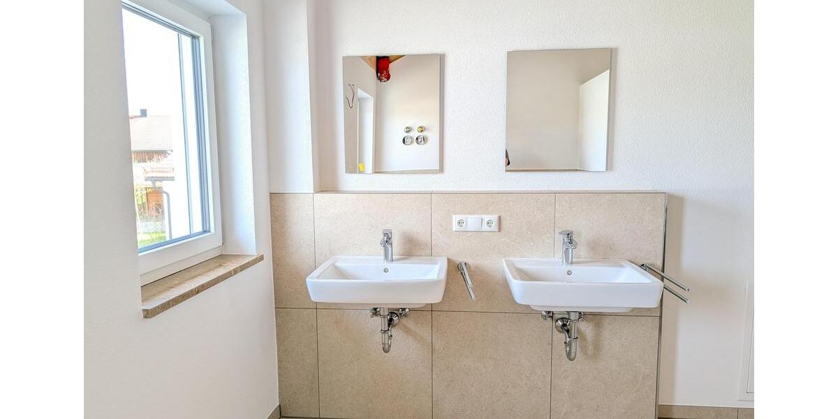 Doppelhaushälfte Heldenstein - 5 Zimmer, 153 m&sup2;, 1.660&euro; | Angebot:26213760