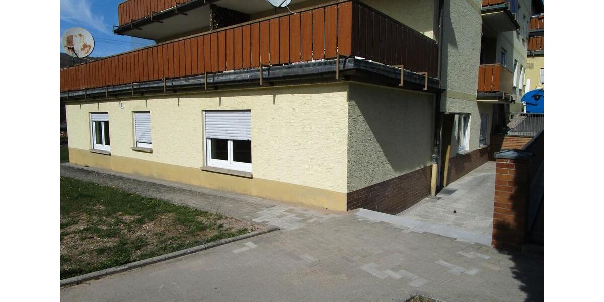 Erdgeschoßwohnung Bad Brückenau - 4 Zimmer, 106 m&sup2;, 636&euro; | Angebot:26067058