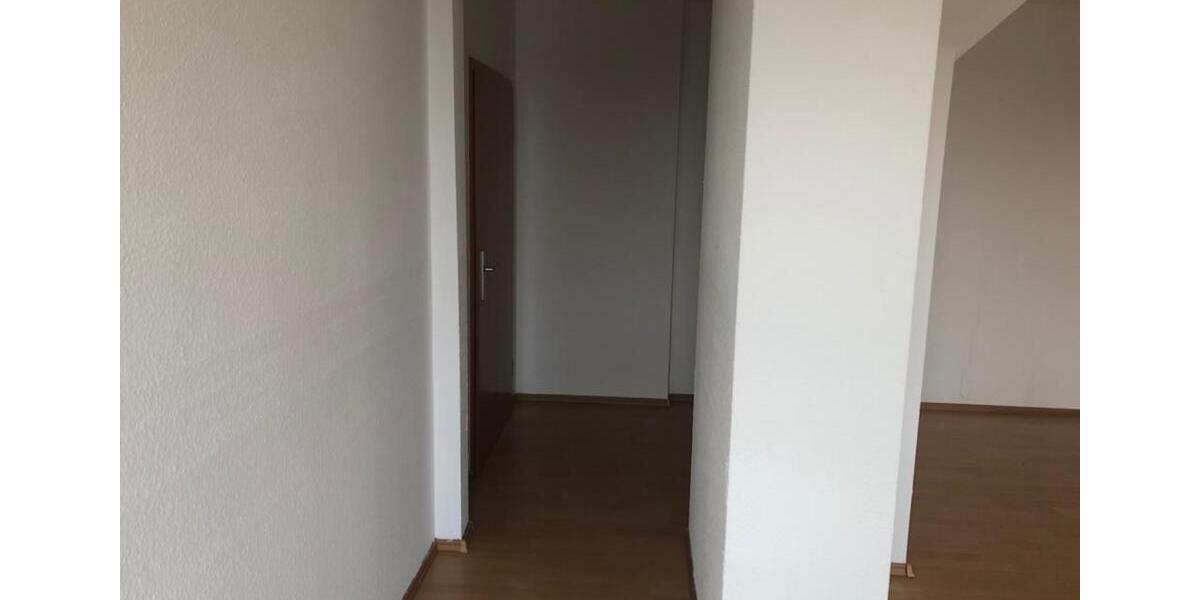 Dachgeschoßwohnung Bitterfeld-Wolfen Bitterfeld - 2 Zimmer, 42 m&sup2;, 300&euro; | Angebot:24425663