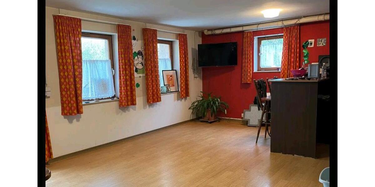 Etagenwohnung Neuenstein - 4.5 Zimmer, 120 m&sup2;, 1.800&euro; | Angebot:26548970