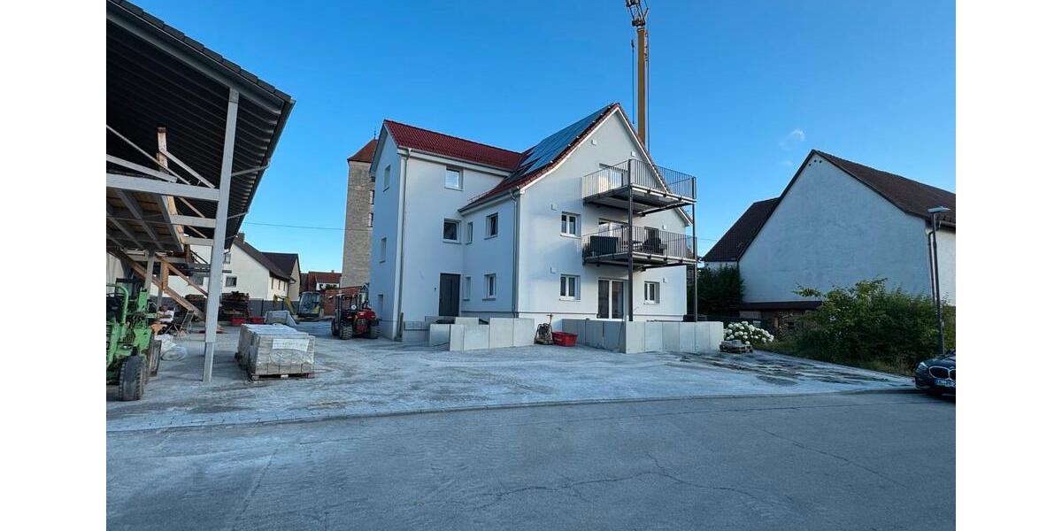 Dachgeschoßwohnung Emerkingen - 3 Zimmer, 95 m&sup2;, 950&euro; | Angebot:26629234