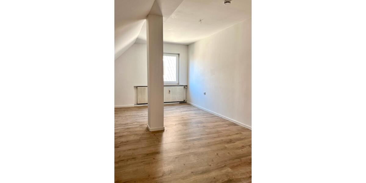 Dachgeschoßwohnung Braunlage - 3 Zimmer, 97 m&sup2;, 590&euro; | Angebot:26183810