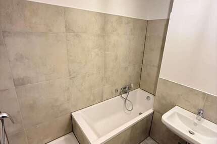 Wohnung zum Mieten in Mönchengladbach 875 € 85 m² 3 zimmer