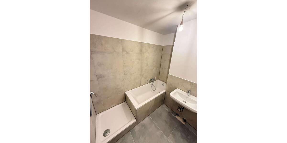 Wohnung zum Mieten in Mönchengladbach 875 € 85 m² 3 zimmer