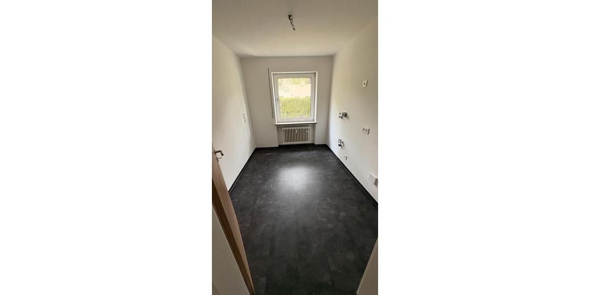 Erdgeschoßwohnung Penzberg - 3 Zimmer, 82 m&sup2;, 1.688&euro; | Angebot:26610685
