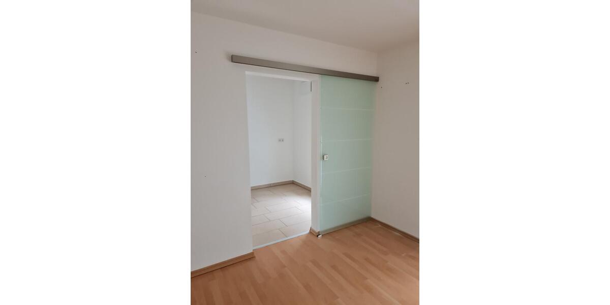 Etagenwohnung Neunburg vorm Wald - 3 Zimmer, 80 m&sup2;, 950&euro; | Angebot:25893704