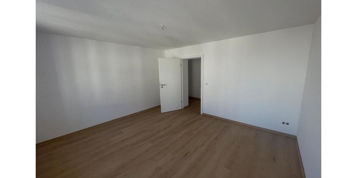 Etagenwohnung Staßfurt - 2 Zimmer, 43 m&sup2;, 199&euro; | Angebot:26609136