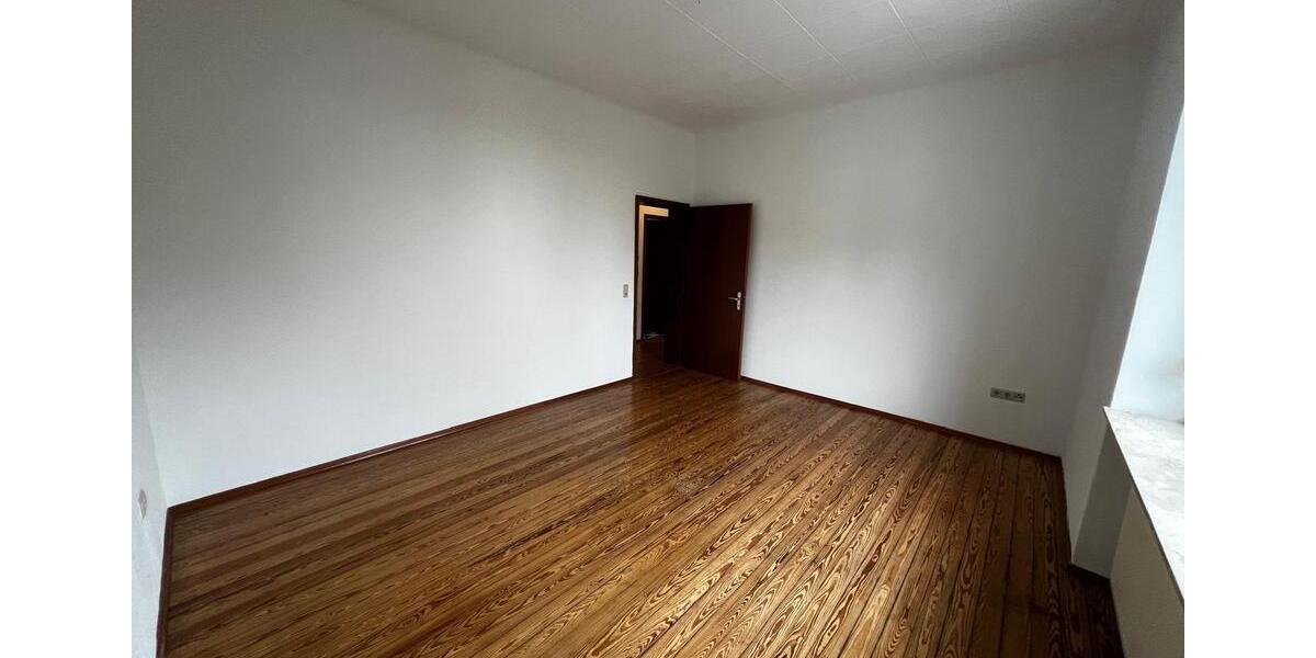 Erdgeschoßwohnung Saarlouis - 3 Zimmer, 75 m&sup2;, 1.000&euro; | Angebot:24351930