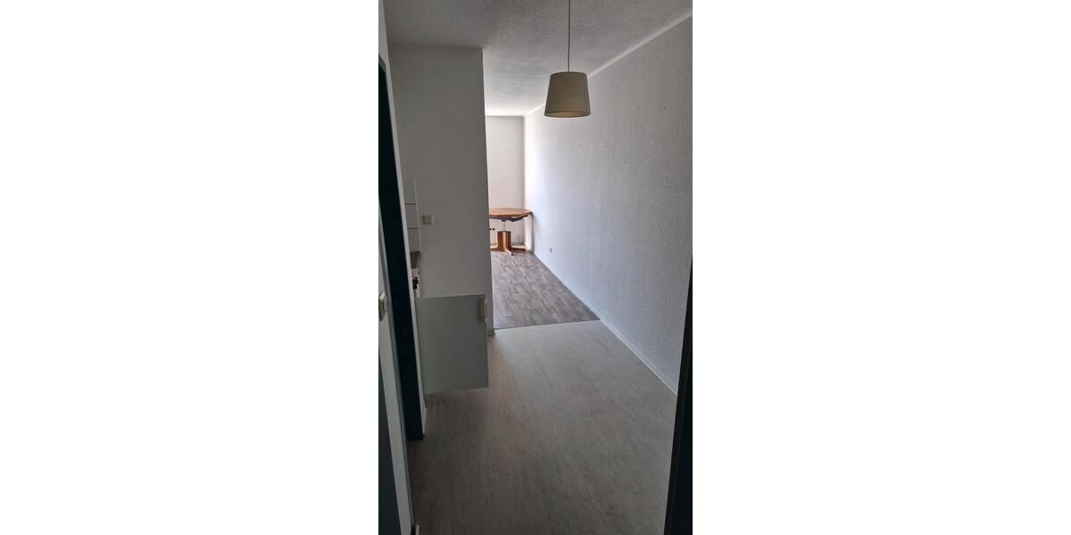 Erdgeschoßwohnung Oldenburg Kreyenbrück - 1 Zimmer, 25 m&sup2;, 560&euro; | Angebot:24954123