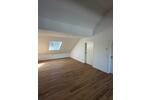 Dachgeschoßwohnung Mönchengladbach Süd - 3 Zimmer, 97 m&sup2;, 1.500&euro; | Angebot:26101906