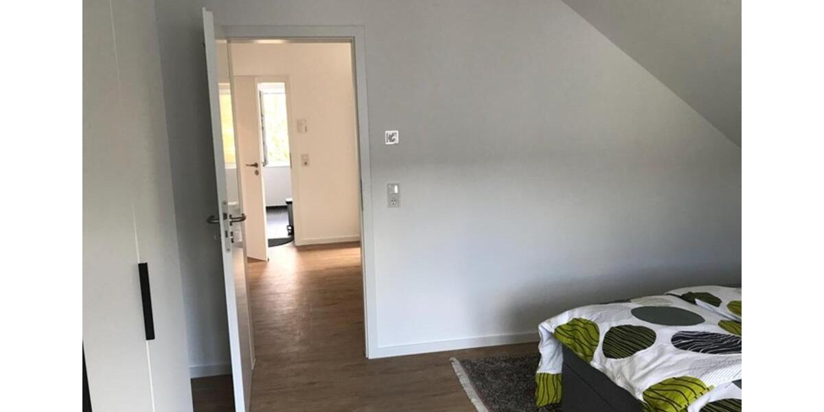 Dachgeschoßwohnung Bonn Friesdorf - 1 Zimmer, 64 m&sup2;, 1.160&euro; | Angebot:24342087