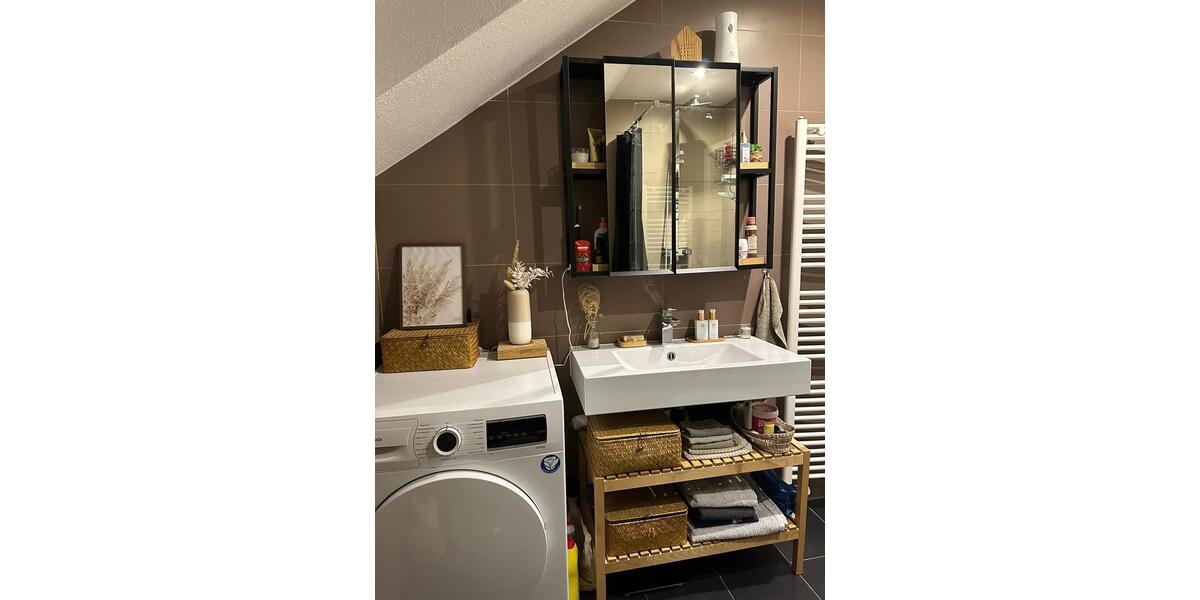 Wohnen mit Stil - Moderne DG Wohnung in Wallerfangen 2 zimmer