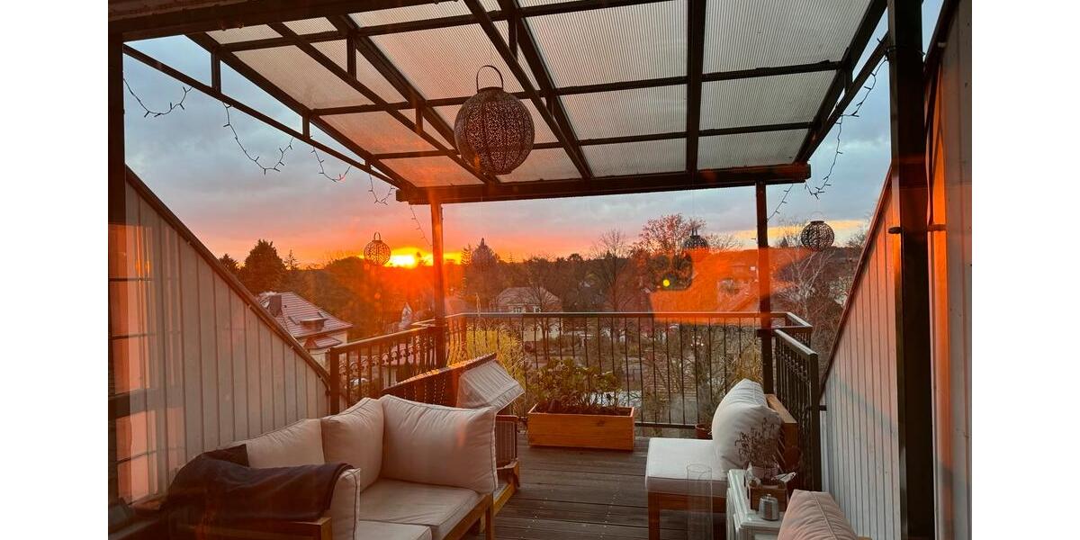 Helle 4-Zimmer Dachgeschoss-Maisonette mit Balkon 7 min zum bhf 4 zimmer