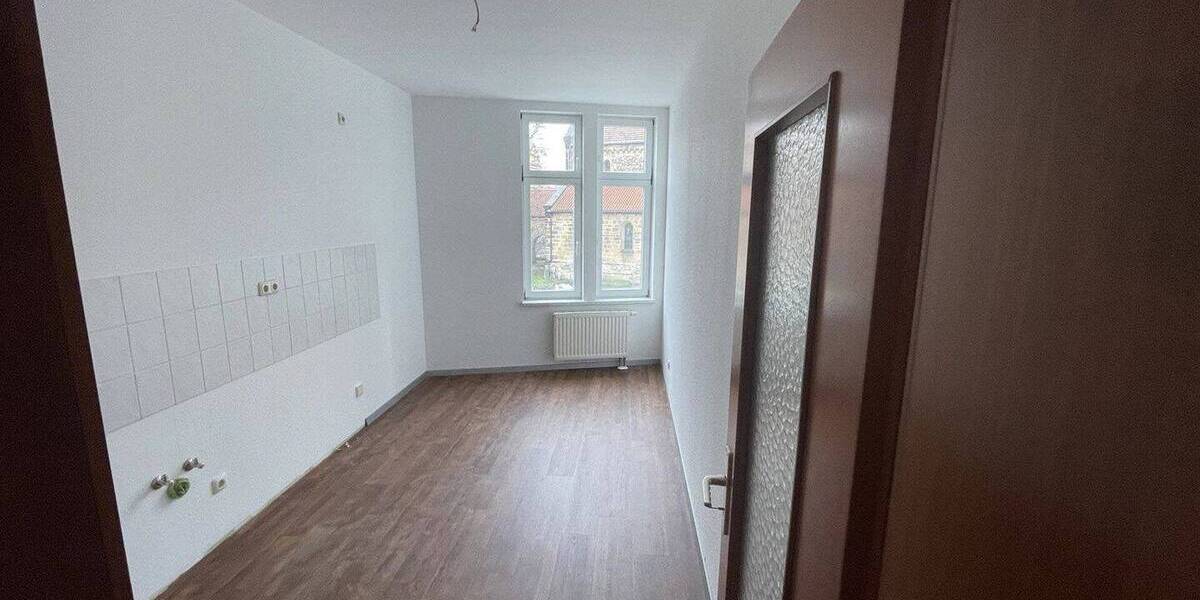 Etagenwohnung Eisenach - 2 Zimmer, 74 m&sup2;, 444&euro; | Angebot:26554397
