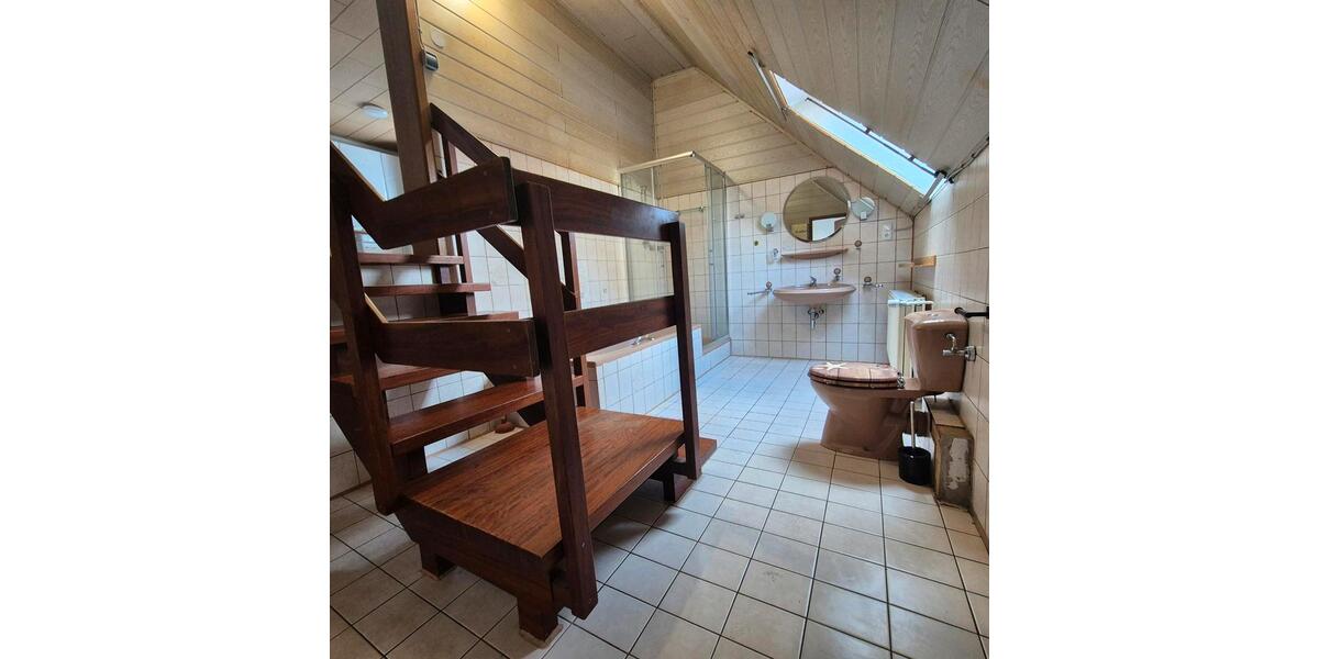 Einfamilienhaus Bockenem - 9 Zimmer, 230 m&sup2;, 800&euro; | Angebot:25056784