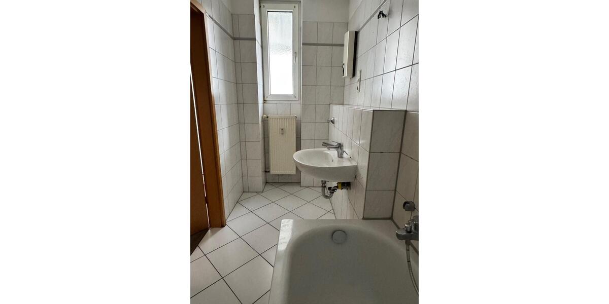 Helle 4-Zimmer-Wohnung zentral in Essen-Frohnhausen! 4 zimmer