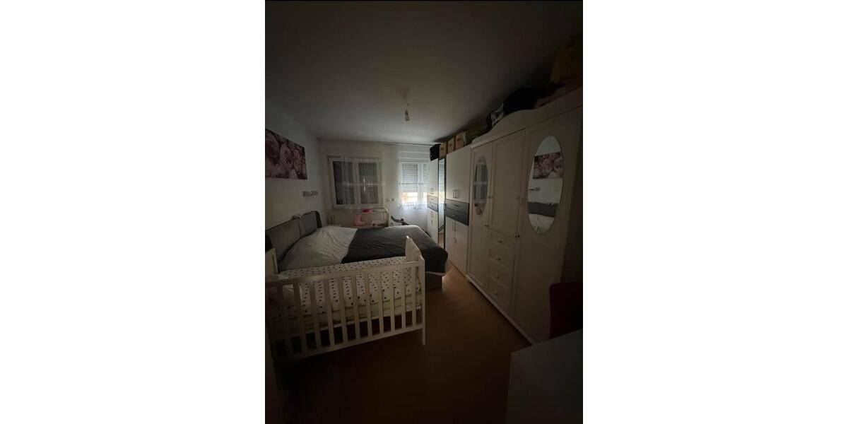 Etagenwohnung Ludwigshafen am Rhein Ludwigshafen-Hemshof - 2 Zimmer, 65 m&sup2;, 850&euro; | Angebot:26038599