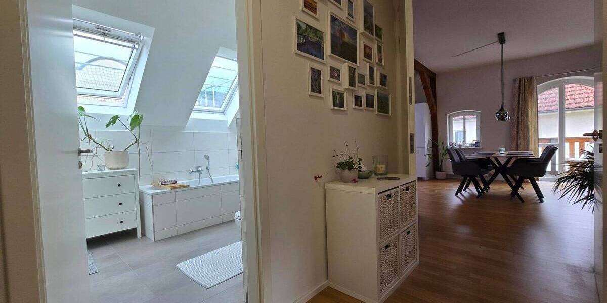 Etagenwohnung Dresden Laubegast - 3 Zimmer, 86 m&sup2;, 1.127&euro; | Angebot:26740494