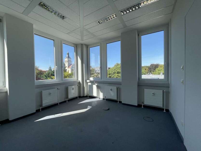 Ruhig aber zentral- Ihr neues Büro in den Gohlis Arkaden! 3 zimmer