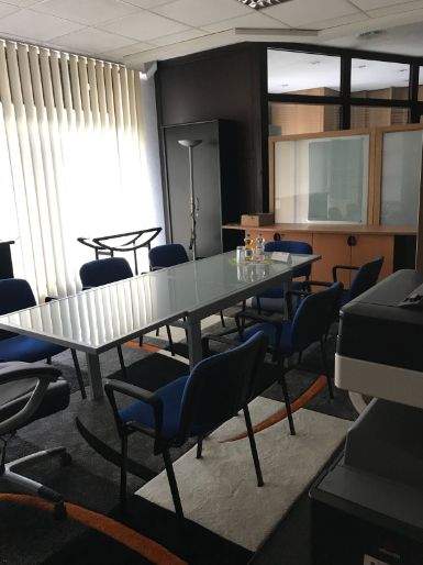 Möbliertes Einzelbüro, vielseitig nutzbar, auch als Tagesbüro - All-in-Miete zimmer