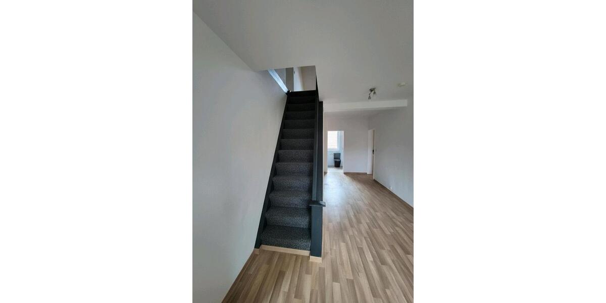 Maisonettenwohnung Diekholzen - 4 Zimmer, 126 m&sup2;, 980&euro; | Angebot:24508514