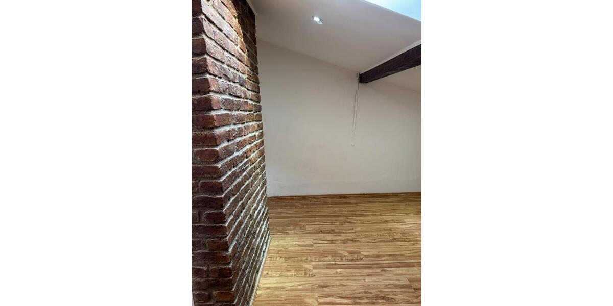 Etagenwohnung Mönchengladbach West - 6 Zimmer, 194 m&sup2;, 1.830&euro; | Angebot:26605396