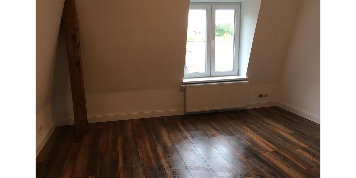 Dachgeschoßwohnung Meldorf - 2 Zimmer, 70 m&sup2;, 665&euro; | Angebot:26637408