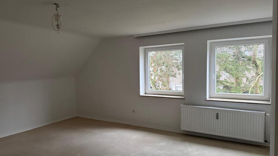 Helle 3-Zimmer-Wohnung in Köln-Weiden 3 zimmer