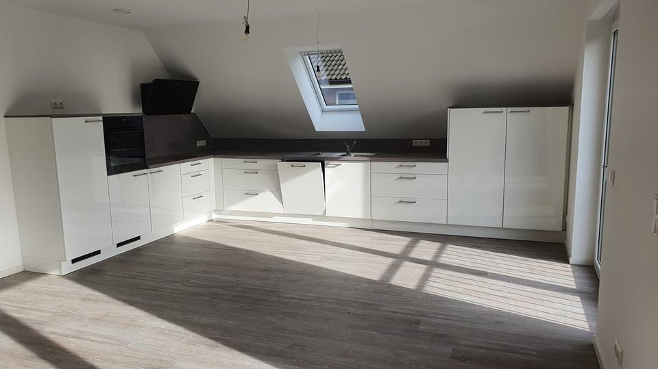 Dachgeschoßwohnung Barmstedt - 2 Zimmer, 74 m&sup2;, 1.100&euro; | Angebot:26384466