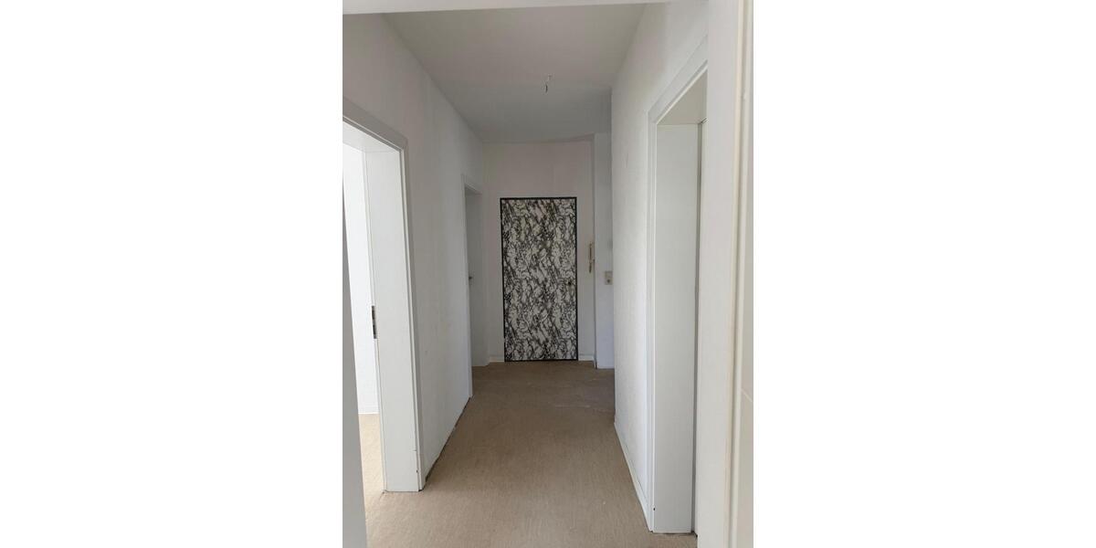 Dachgeschoßwohnung Beindersheim - 4 Zimmer, 90 m&sup2;, 850&euro; | Angebot:24982993