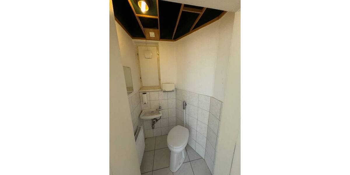 Gewerbeobjekt Lüdenscheid Knapp - 9 Zimmer, 180 m&sup2;, 1.300&euro; | Angebot:23948755