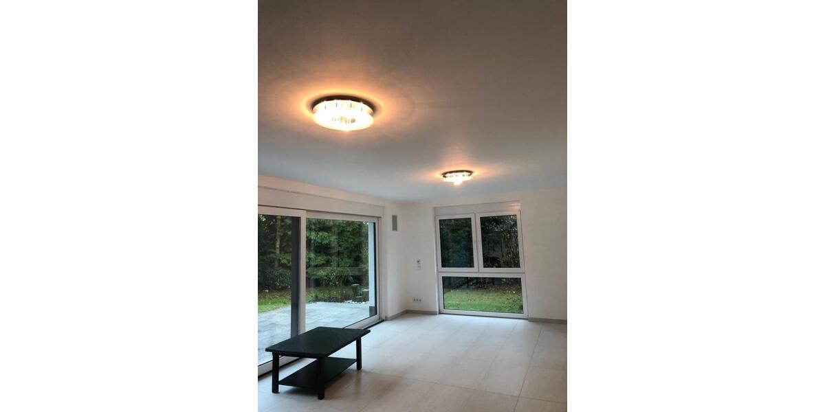 Einfamilienhaus Dreieich - 9 Zimmer, 300 m&sup2;, 4.200&euro; | Angebot:26336525