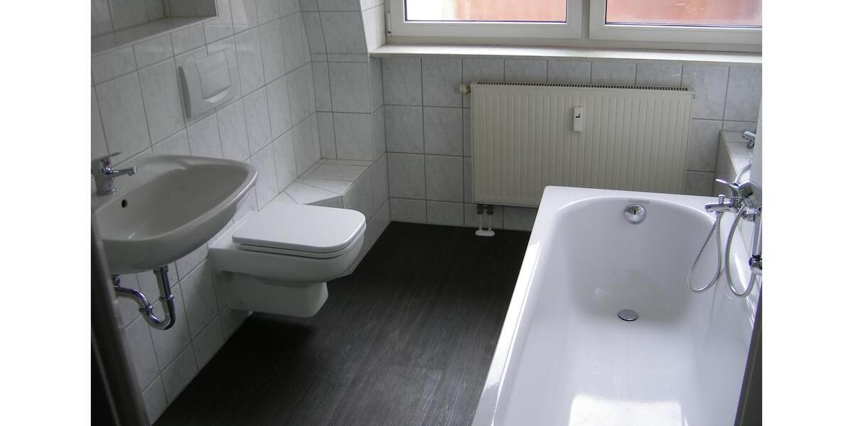 Dachgeschoßwohnung Spremberg - 1 Zimmer, 66 m&sup2;, 425&euro; | Angebot:22997459