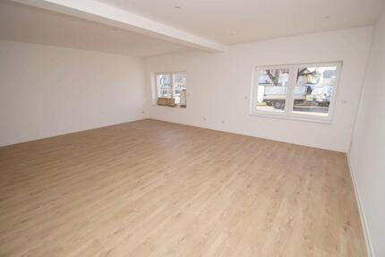 Wohnung Schkopau - 3 Zimmer, 122 m&sup2;, 1.218&euro; | Angebot:24698919