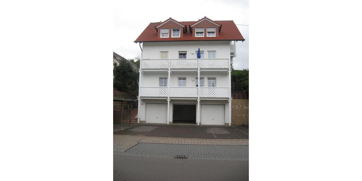 81m² Wohnung, gute Raumaufteilung, Stellplatz + Garage 4 zimmer