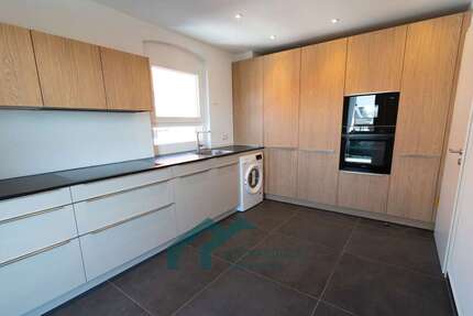 Wohnung zum Mieten in Stuttgart Bad Cannstatt 1.750 € 101 m² 5 zimmer