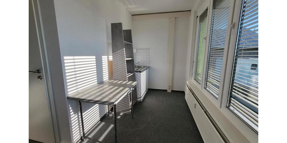 Etagenwohnung Bernburg (Saale) - 1 Zimmer, 22 m&sup2;, 197&euro; | Angebot:14713867