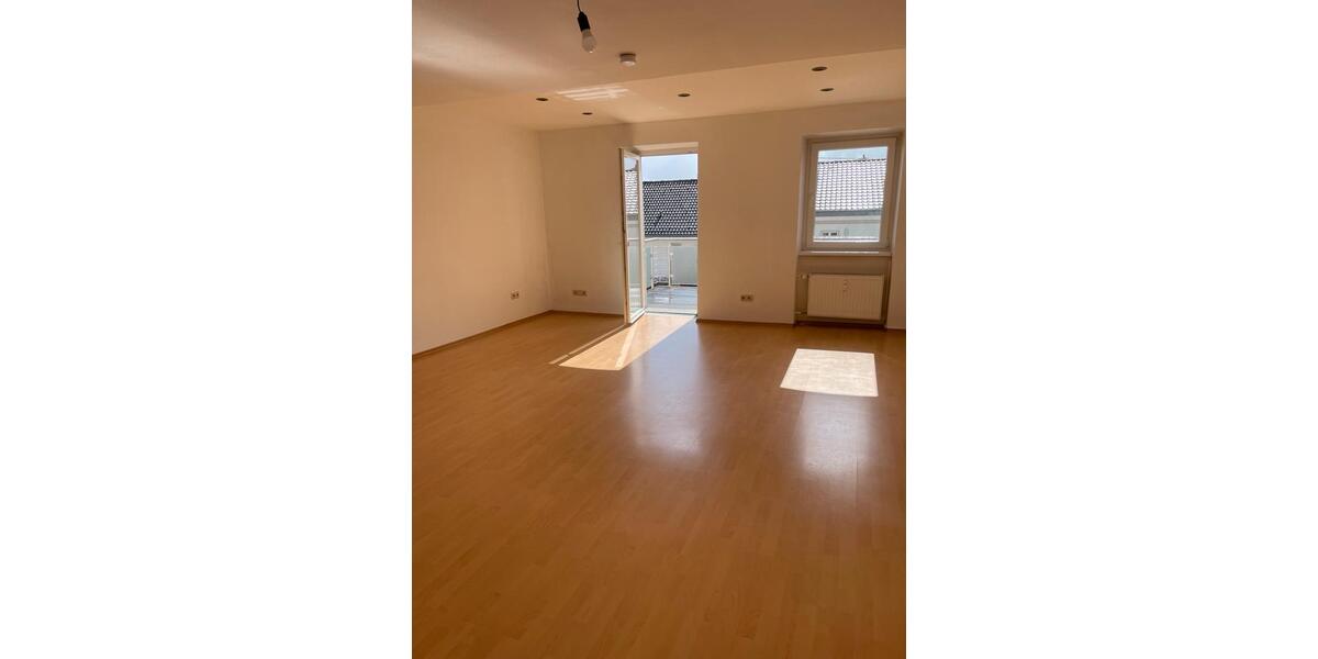 Erdgeschoßwohnung Überherrn - 2 Zimmer, 80 m&sup2;, 690&euro; | Angebot:26044270