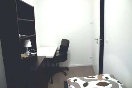WG-Zimmer in Berlin 705 € 8 m² zimmer