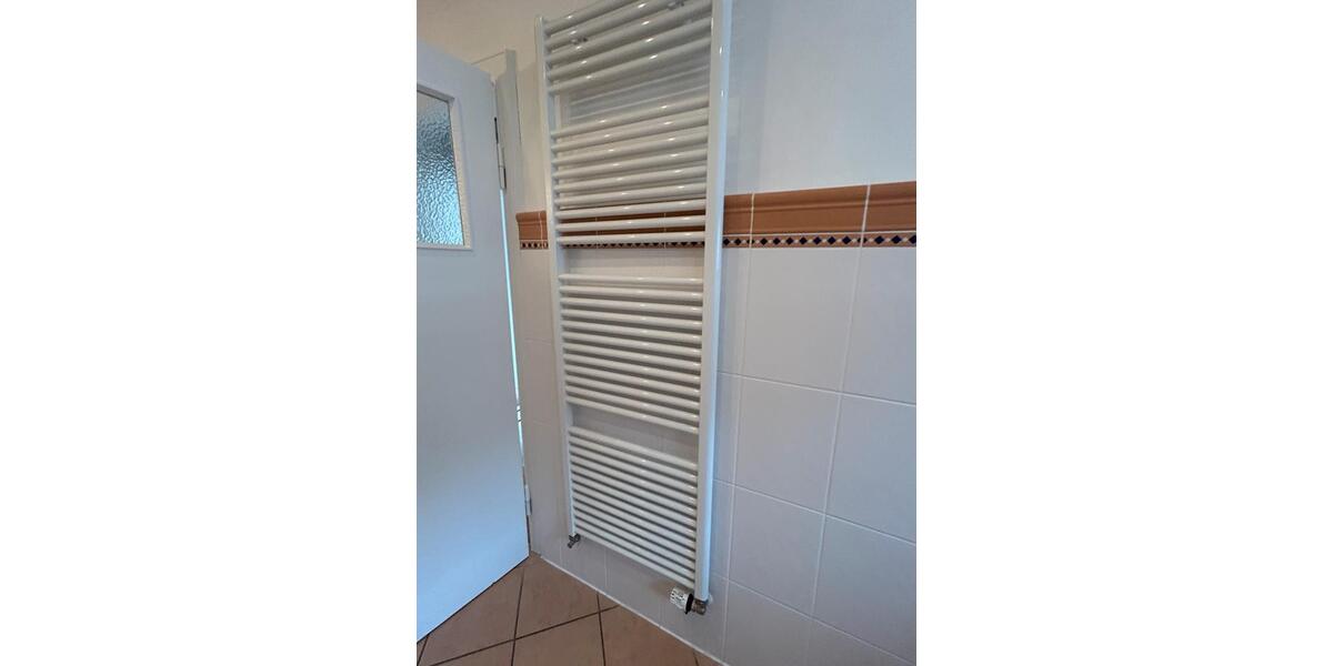 Hochwertige frisch renovierte 3-Zimmer-Wohnung - traumhaft hell 3 zimmer