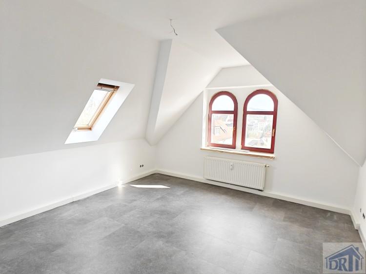 Dachgeschoßwohnung Zittau - 3 Zimmer, 76 m&sup2;, 420&euro; | Angebot:20359900