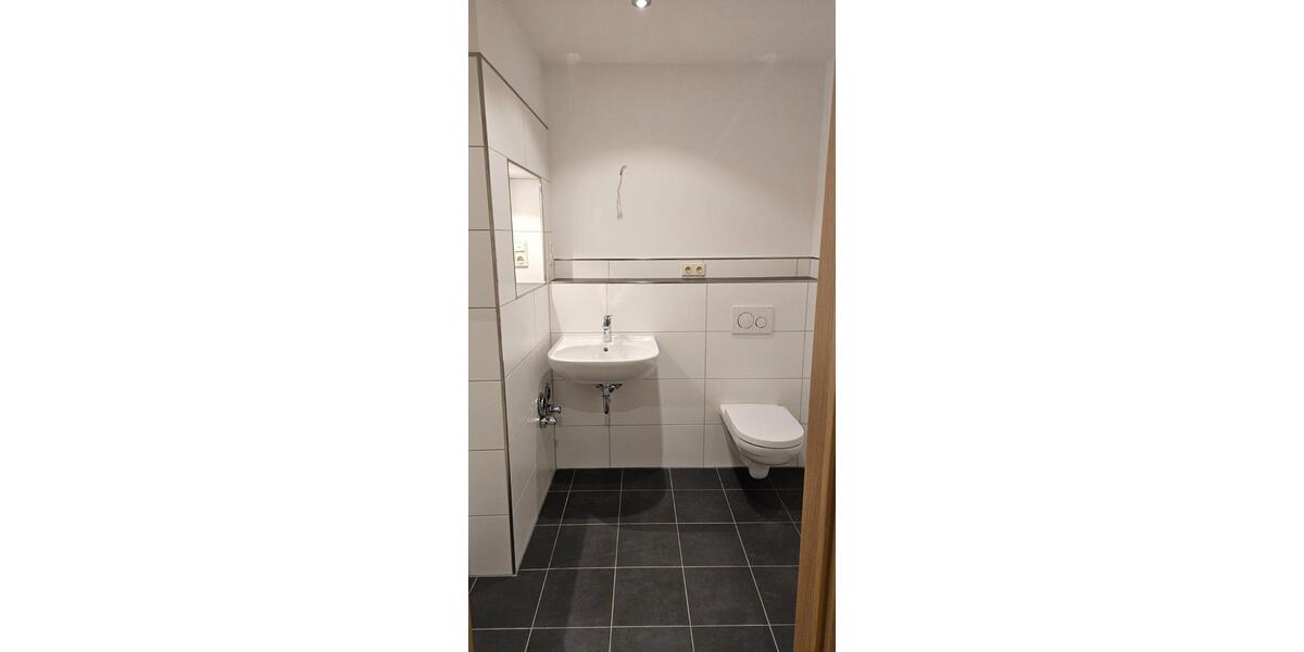 Dachgeschoßwohnung Schwerin Altstadt - 2 Zimmer, 70 m&sup2;, 490&euro; | Angebot:26698374