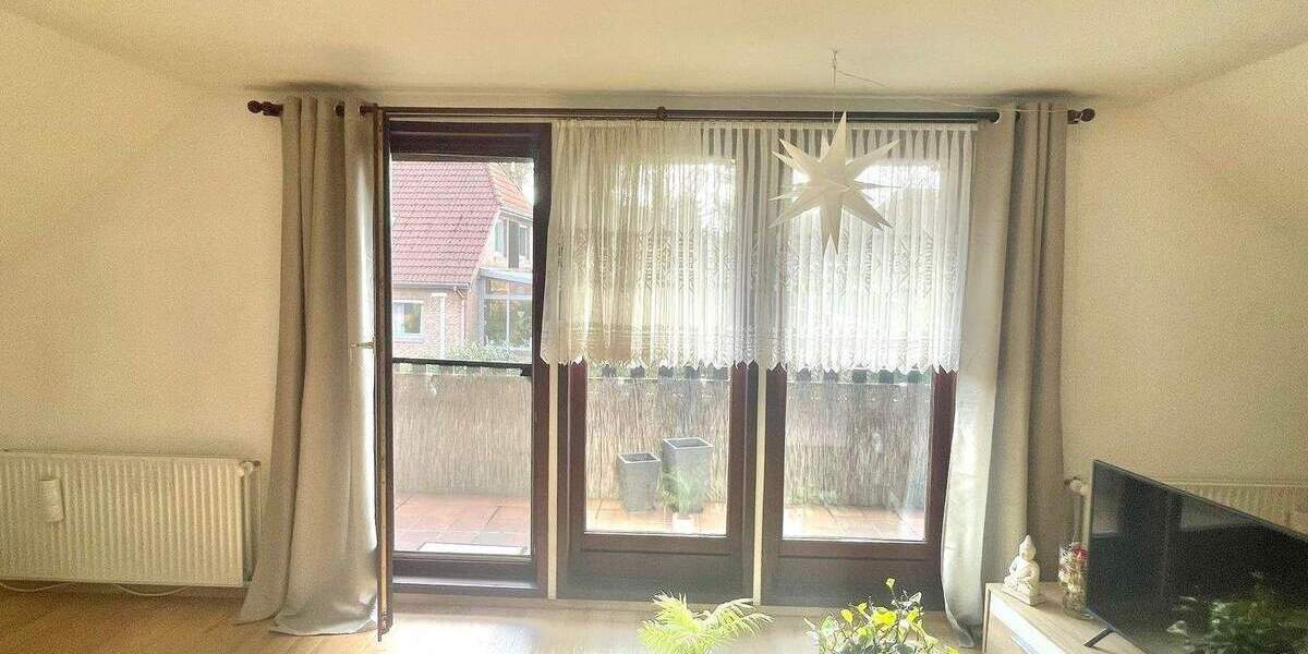 Etagenwohnung Stade - 2 Zimmer, 62 m&sup2;, 600&euro; | Angebot:25957193