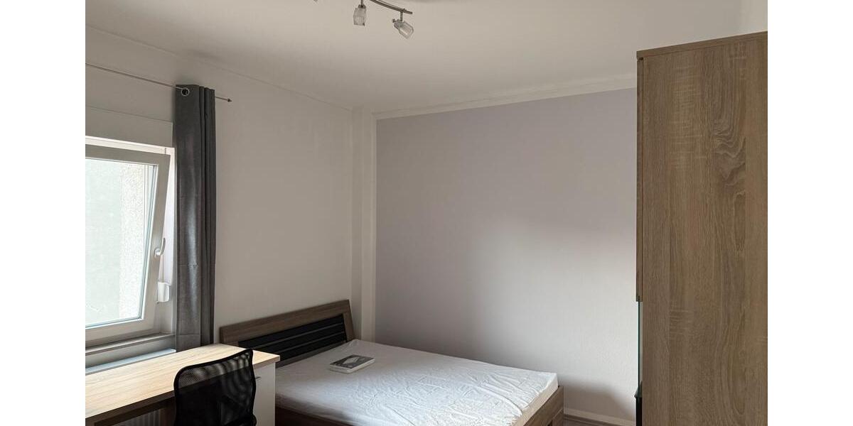 Wohnen auf Zeit Villingen-Schwenningen Schwenningen - 4 Zimmer, 20 m&sup2;, 400&euro; | Angebot:26268200