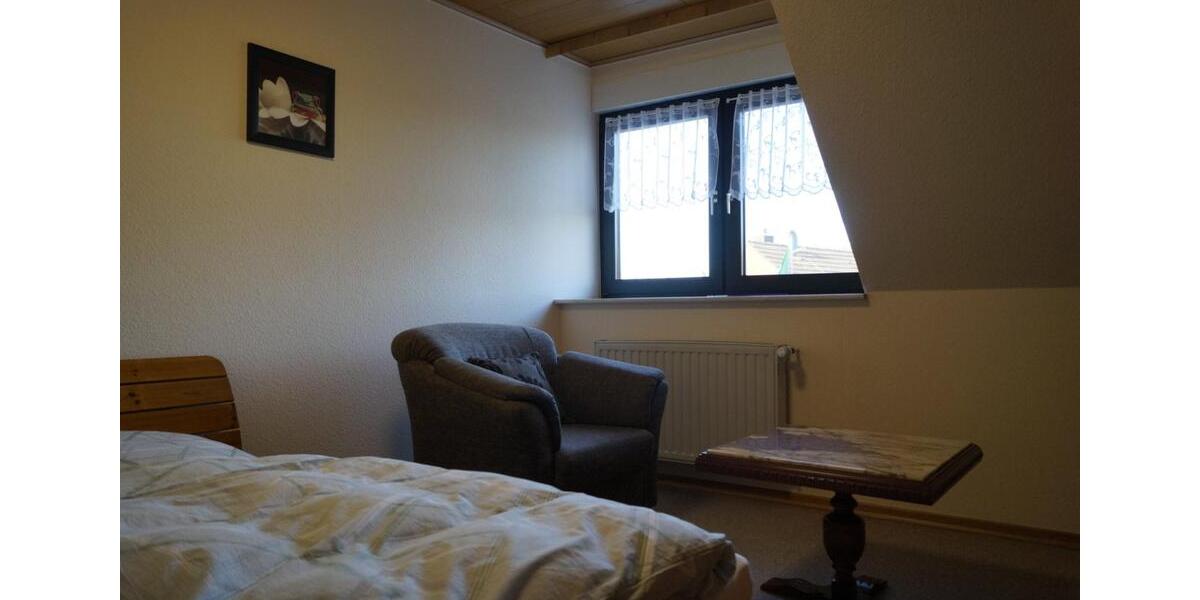 Wohnen auf Zeit Liebenau - 3.5 Zimmer, 100 m&sup2;, 35&euro; | Angebot:25804829